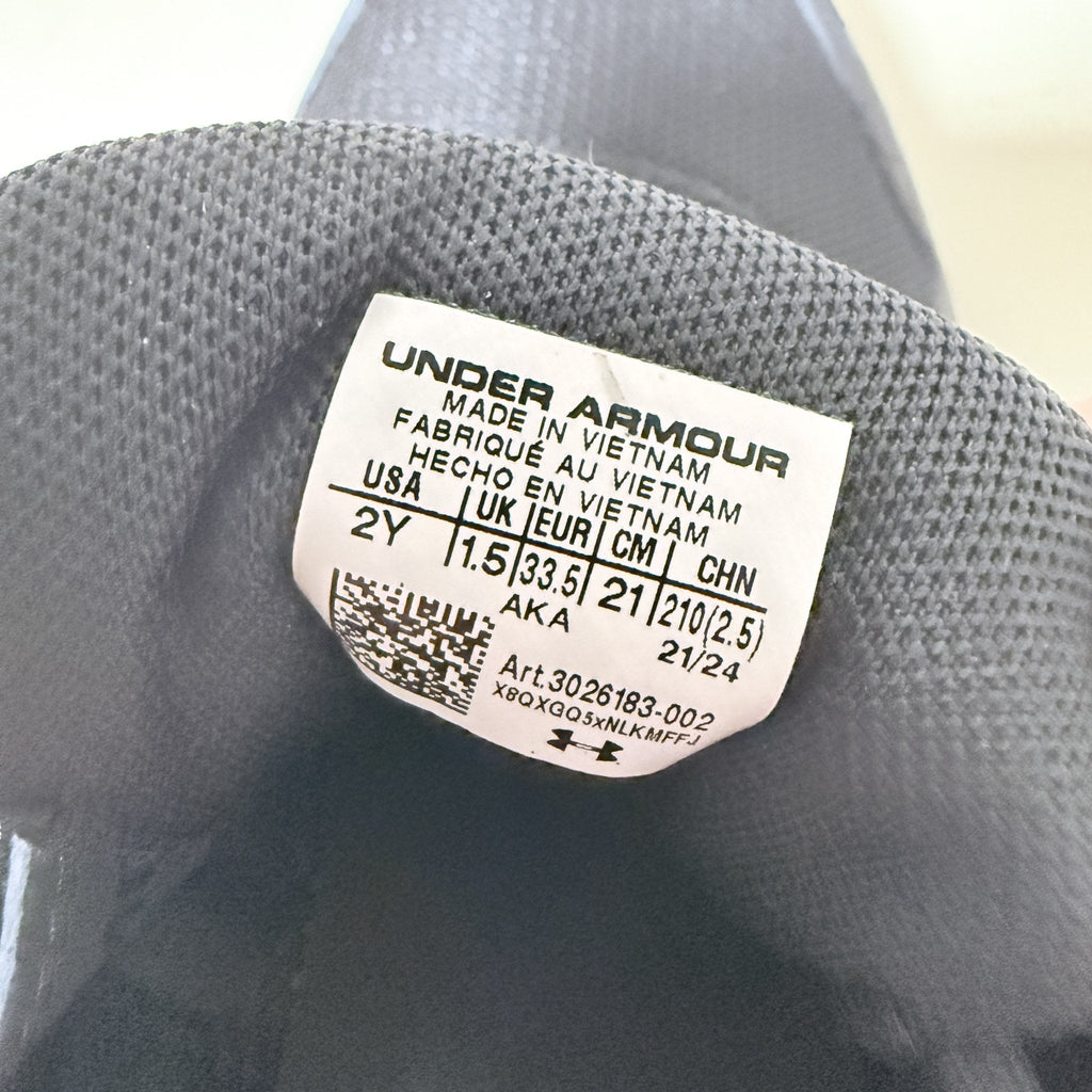 Under Armour Boys Assert 10 AC Running Shoes, Size 2Y, Black